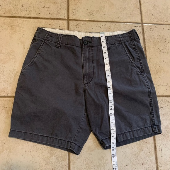 💜 Old Navy Men's Lived-In Straight Chino Shorts - Gray - Size 32 - Picture 6 of 6